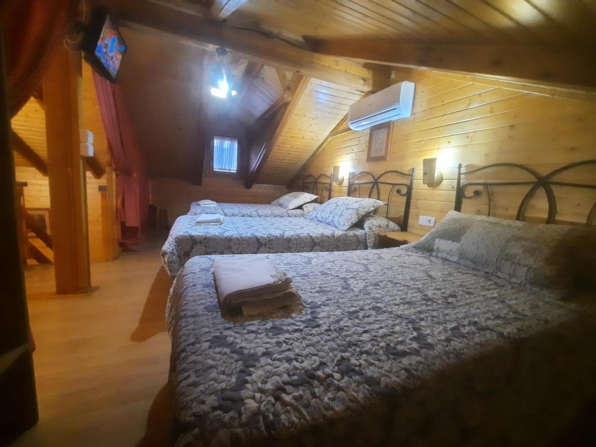 Cabanas De Madera El Rinconcillo 아로요프리오 외부 사진